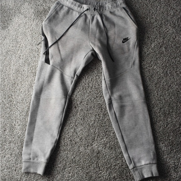 Nike Other - Nike tech fleece pants